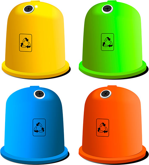 Los cuatro contenedores de reciclaje