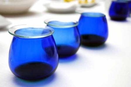 vasos-azules-cata-aceite