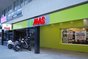 Entrada Supermercado MAS de Republica Argentina